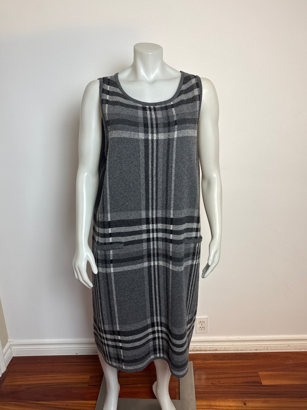 Marina Sport by Marina Rinaldi - grey plaid wool-blend dress. Large. P2P 24.5”